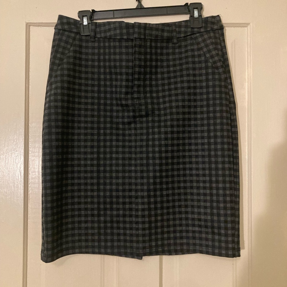 Kut from the Kloth Checkered Pencil Skirt in Black and Gray